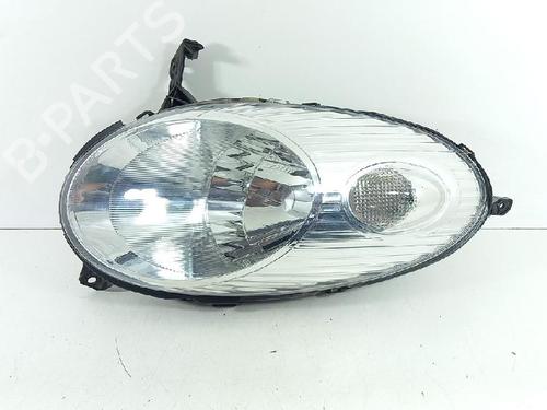Right headlight NISSAN MICRA III (K12) 1.4 16V | BP27952146C29 