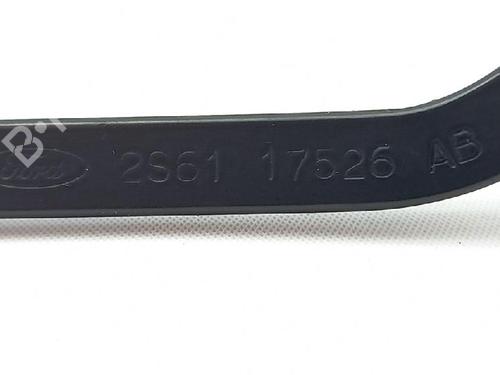 Front windshield wiper arm FORD FIESTA V (JH_, JD_) 1.4 16V | BP27963058C143 