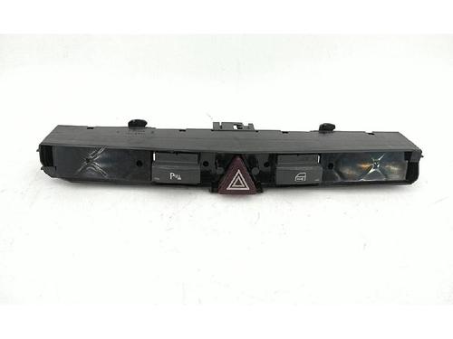 Commutateur OPEL ASTRA H (A04) 1.6 (L48) (105 hp) 27946831