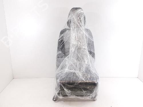 Right front seat TOYOTA YARIS (_P13_) 1.0 (KSP130_, KSP130) | BP27949992C16 
