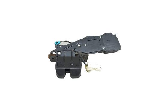 Used Tailgate lock HYUNDAI COUPE II (GK) 2.7 V6 (167 hp) 27936864