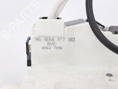 Front right lock PEUGEOT 407 SW (6E_, 6D_) 2.0 HDi 135 | BP27963902C97