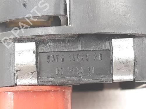 Right front window switch FORD FIESTA V (JH_, JD_) 1.4 TDCi | BP27937633I26 