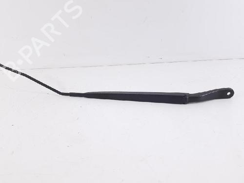 Front windshield wiper arm RENAULT MEGANE III Grandtour (KZ0/1) 1.5 dCi (KZ09, KZ0D, KZ1G, KZ29, KZ14, KZ1W, KZ10, KZ1F,... | BP27945773C143 