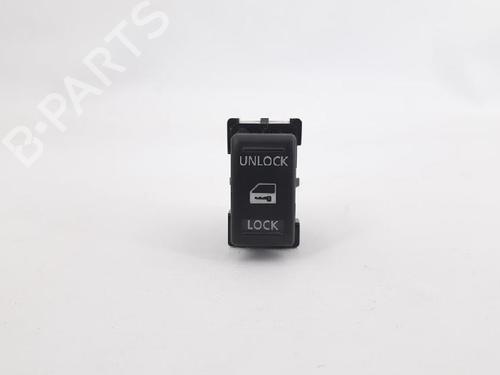Switch NISSAN MICRA III (K12) 1.2 16V | BP27954760I30