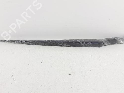 Front windshield wiper arm BMW 3 Touring (E46) 320 d | BP27938480C143 