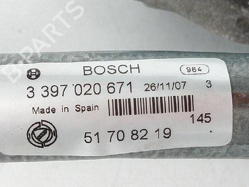 Front wiper motor FIAT CROMA (194_) 1.8 16V (194AXG1A) | BP27945261M29 