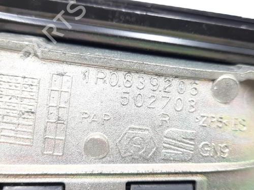Rear right exterior door handle SEAT LEON (1P1) 1.6 | BP27948457C130 