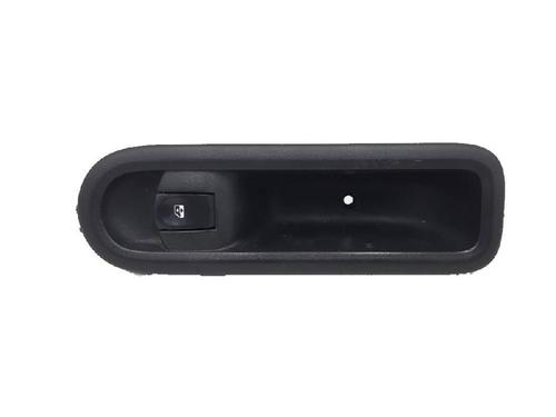 Used Right front window switch RENAULT CLIO III (BR0/1, CR0/1) 1.2 16V (BR02, BR0J, BR11, CR02, CR0J, CR11) (75 hp) 27945728
