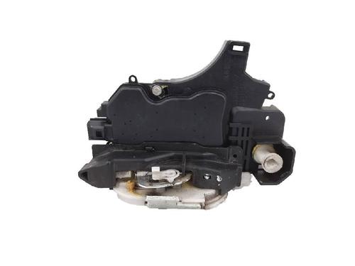 Used Front left lock MITSUBISHI COLT VI (Z3_A, Z2_A) 1.1 (Z31A, Z32A) (75 hp) 27948721