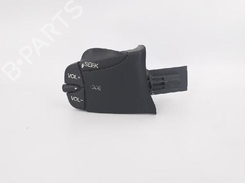 Steering wheel controls FORD FUSION (JU_) 1.4 | BP27964971E15 