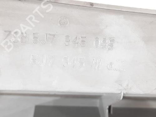 Left taillight SKODA ROOMSTER (5J7) 1.4 TDI | BP27944058C34 