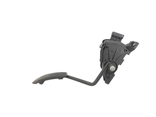 Used Pedal Pedal SUZUKI SWIFT III (MZ, EZ) 1.3 DDiS (RS413D) (69 hp) 8949565 8949565