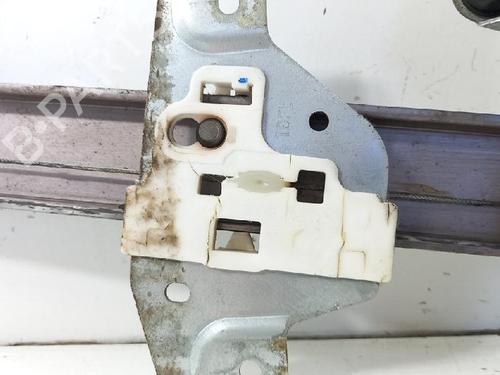 Rudehejsemekanisme Højre foran HYUNDAI GETZ (TB) 1.1 | BP27967488C23 