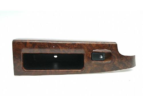 Used Right rear window switch KIA SORENTO I (JC) 2.5 CRDi 4WD (140 hp) 27942560
