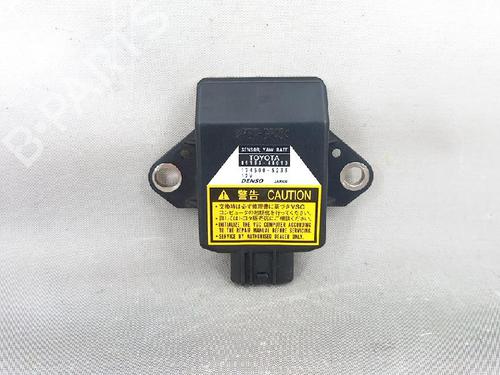Module électronique TOYOTA RAV 4 II (_A2_) 2.0 4WD (ACA21, ACA20) | BP27954266M83 