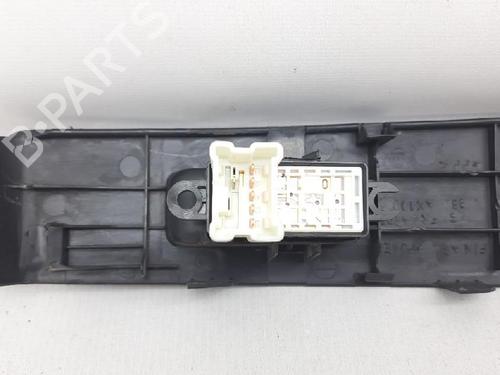 Switch NISSAN MICRA III (K12) 1.2 16V | BP27950961I30