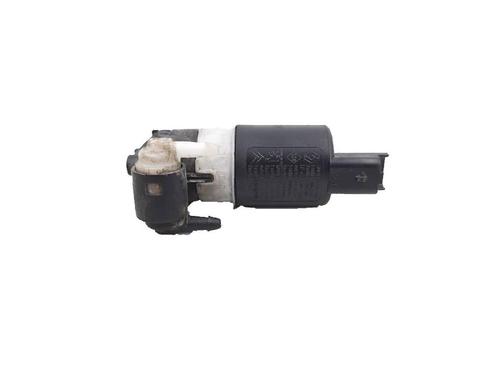 Used Washer pump RENAULT MEGANE III Grandtour (KZ0/1) 1.5 dCi (KZ09, KZ0D, KZ1G, KZ29, KZ14, KZ1W, KZ10, KZ1F,... (110 hp) 27945796