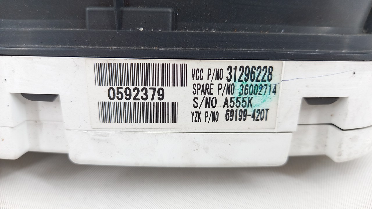 Instrument cluster VOLVO V50 (545) 1.6 D2 9523314 BParts