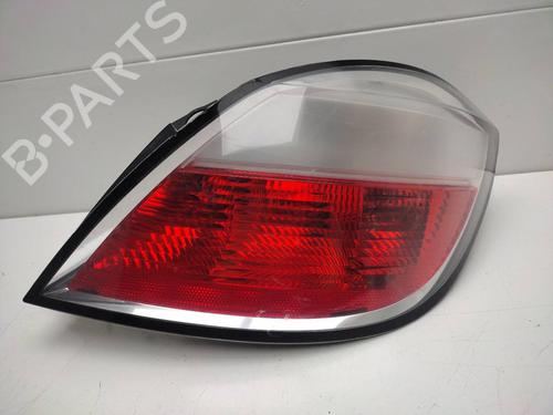 Used Right taillight OPEL ASTRA H (A04) [2004-2014]  21788737