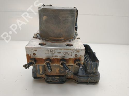 Used ABS pump TOYOTA COROLLA Hatchback (_E21_, _EA1_, _EH1_) [2018-2026]  31817027