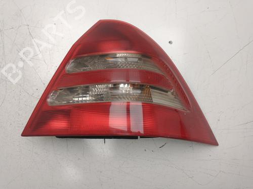Used Right taillight Right taillight MERCEDES-BENZ C-CLASS (W203) C 270 CDI (203.016) (170 hp) 35955129 35955129