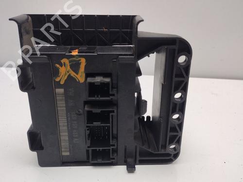 Used Fuse box Fuse box VW GOLF V (1K1) [2003-2010] 32696214 32696214