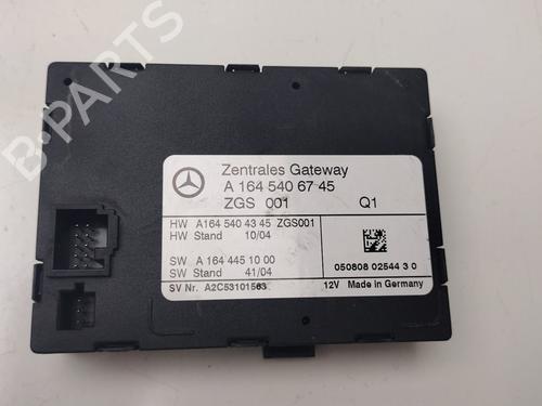 Used Electronic module Electronic module MERCEDES-BENZ M-CLASS (W164) ML 280 CDI 4-matic (164.120) (190 hp) 32697470 32697470