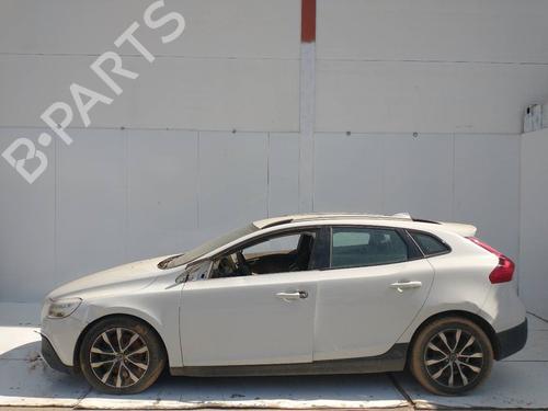 Used Parts VOLVO V40 Hatchback (525)  T3  5061689