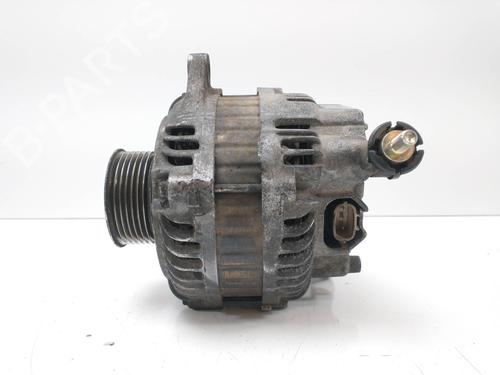 Alternator NISSAN PATHFINDER III (R51) 2.5 dCi (174 hp) 9766103