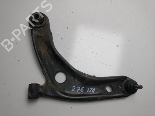 Used Left front suspension arm TOYOTA YARIS (_P13_) 1.5 Hybrid (NHP130_) (101 hp) 15357471