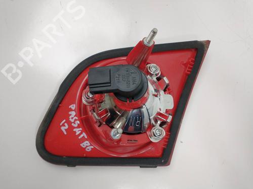 Left tailgate light VW PASSAT B6 (3C2) 1.9 TDI | BP17720343C79 