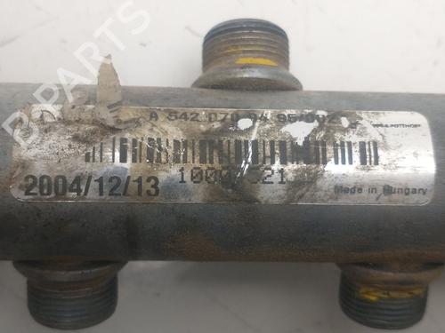 Injection rail MERCEDES-BENZ M-CLASS (W164) ML 280 CDI 4-matic (164.120) | BP32263774M98