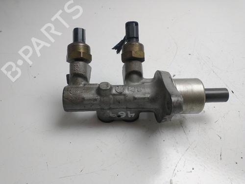 Used Brake master cylinder BMW 3 Compact (E46) 320 td (150 hp) 15560105