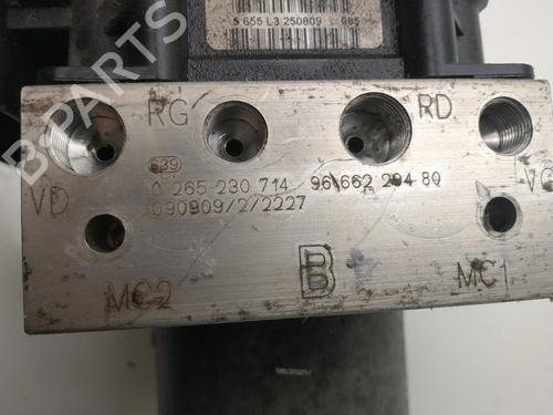 Used ABS pump PEUGEOT 308 I (4A_, 4C_) [2007-2016]  23424325