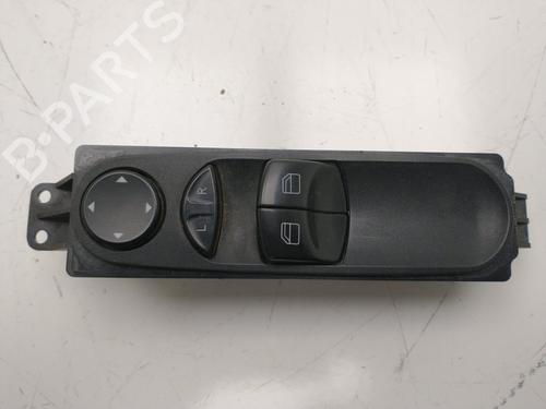 Used Left front window switch MERCEDES-BENZ SPRINTER 3-t Bus (B906) [2006-2019]  32073862