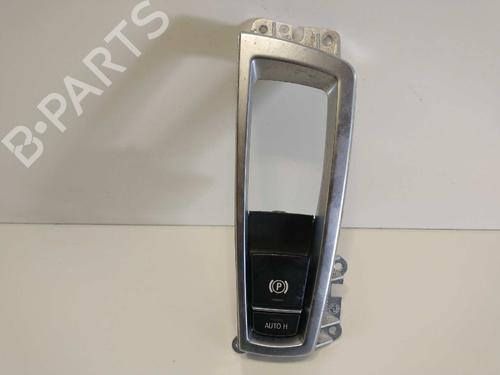 Used Electric handbrake BMW 5 Gran Turismo (F07) 535 d xDrive (299 hp) 7507302
