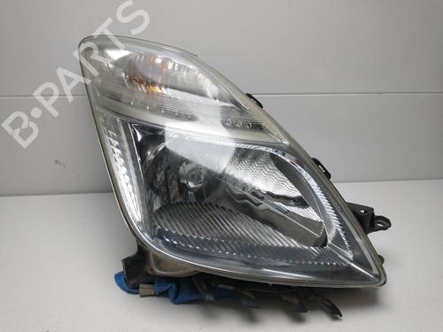 Used Right headlight TOYOTA PRIUS Liftback (_W2_) 1.5 Hybrid (NHW20_, NHW20R) (112 hp) 16379367