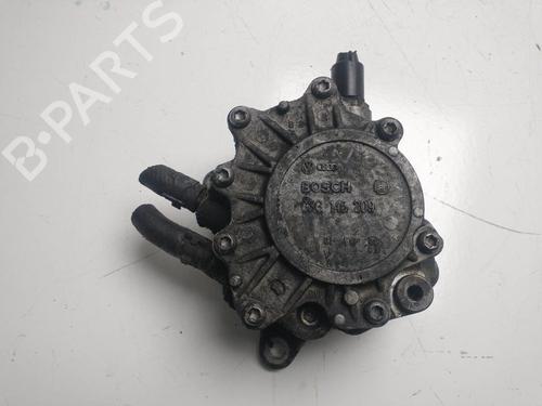Used Vacuum pump AUDI A4 B7 (8EC) 2.0 TDI 16V (140 hp) 12339893
