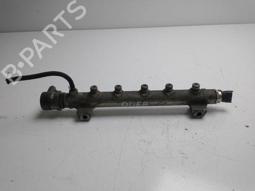 Used Injection rail HYUNDAI SANTA FÉ II (CM) 2.2 CRDi GLS (150 hp) 15352699
