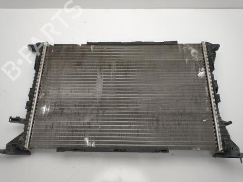 Used Water radiator AUDI Q3 (F3B) 35 TDI quattro (150 hp) 30733176