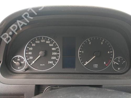 Used Instrument cluster MERCEDES-BENZ A-CLASS (W169) A 180 CDI (169.007, 169.307) (109 hp) 17521803