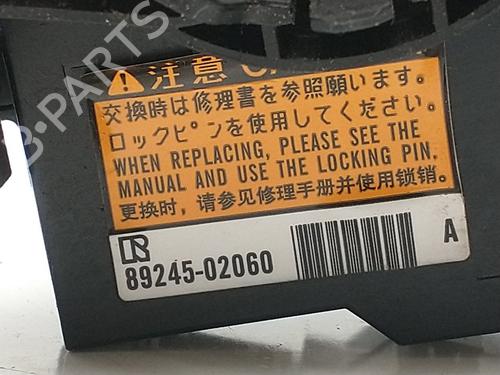 Switch TOYOTA AURIS (_E18_) | BP30575568I30