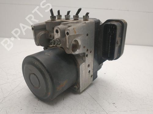 Used ABS pump ABS pump TOYOTA RAV 4 II (_A2_) 2.0 D 4WD (CLA20_, CLA21_, CLA20R, CLA21R) (116 hp) 33802064 33802064