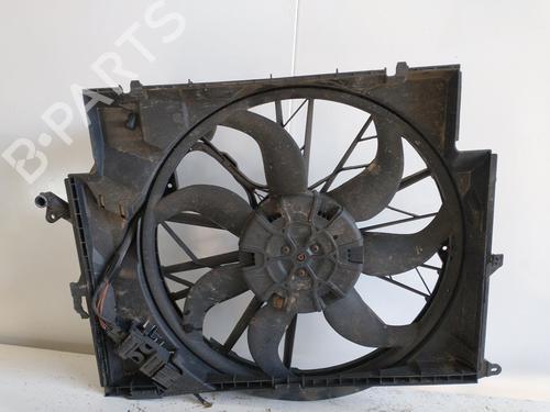 Køleventilator elektrisk BMW 3 (E90) 320 d (163 hp) 32668024