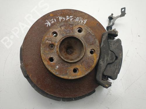 Venstre Styrespindel Lejehus BMW 1 (E87) 118 d (122 hp) 32368795