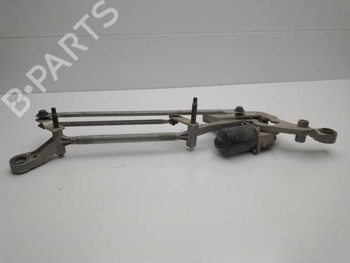 Used Front wiper motor Front wiper motor MERCEDES-BENZ VITO Bus (W639) 113 CDI (639.701, 639.703, 639.705) (136 hp) 32724745 32724745