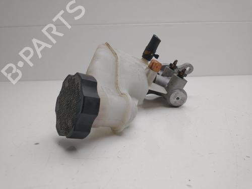 Brake master cylinder KIA CEE'D (JD) | BP31982581M77