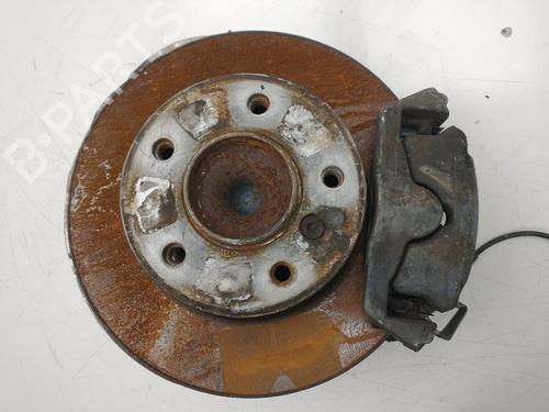 Used Right front steering knuckle BMW 1 (E87) 116 i (122 hp) 32348878