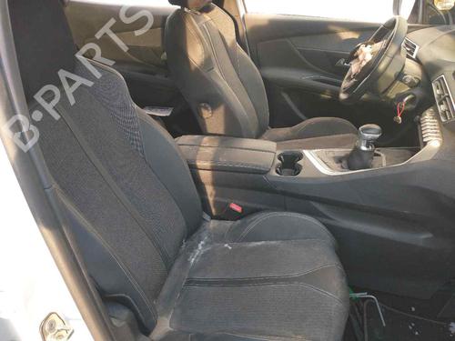 Used Seats set PEUGEOT 3008 II SUV (MC_, MR_, MJ_, M4_) 1.2 THP/ PureTech 130 (MRHNSM, MRHNSU, MRHNSJ, MRHNYW,... (131 hp) 15617211